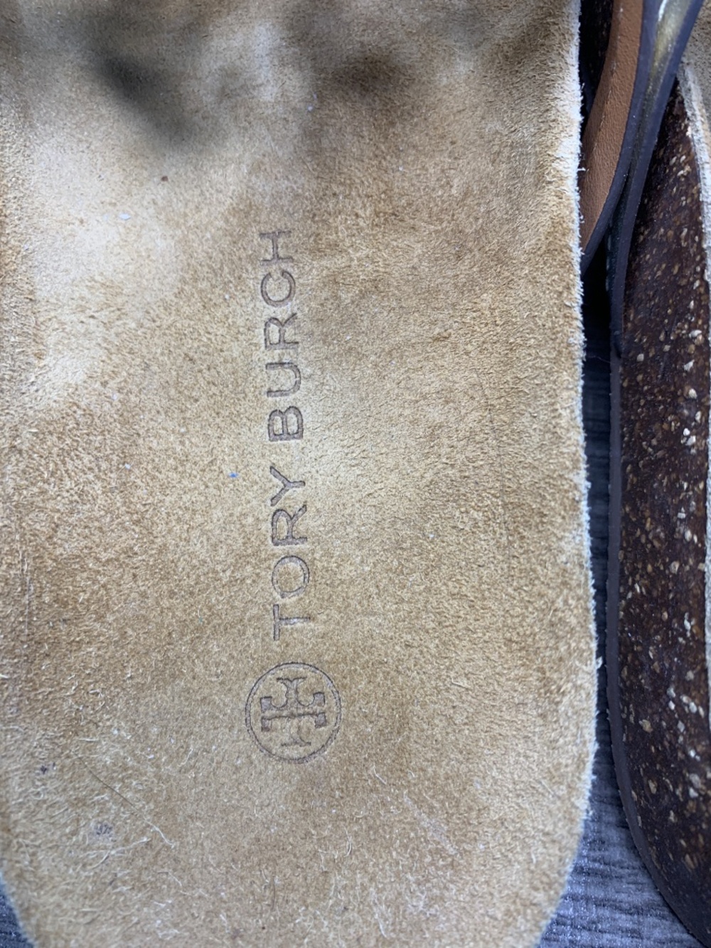 TORY BURCH Leather Logo Sandals, metallic leather-cork size 9.5M - Picture 4 of 6